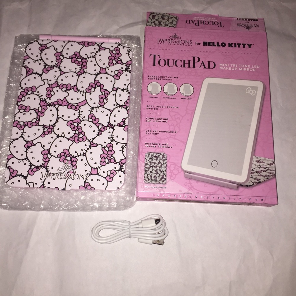 Impressions hello kitty LED mirror
